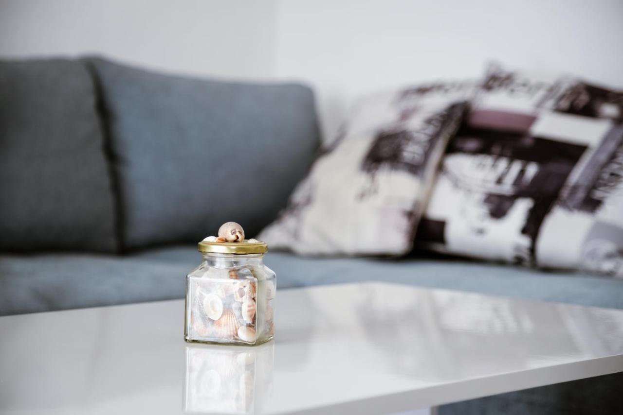Iker Apartments Тиват Экстерьер фото