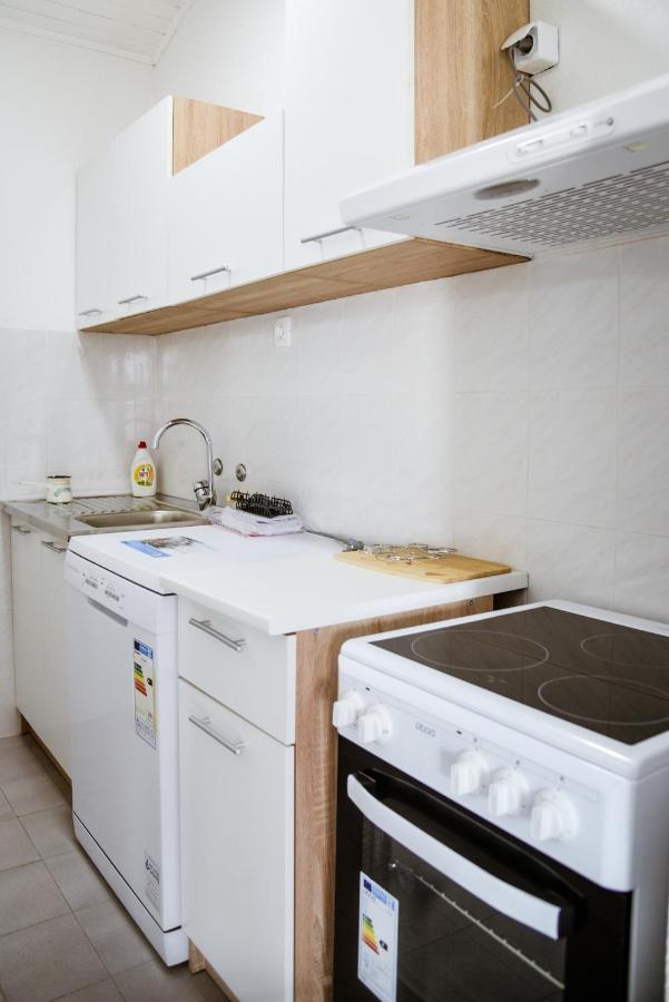 Iker Apartments Тиват Экстерьер фото